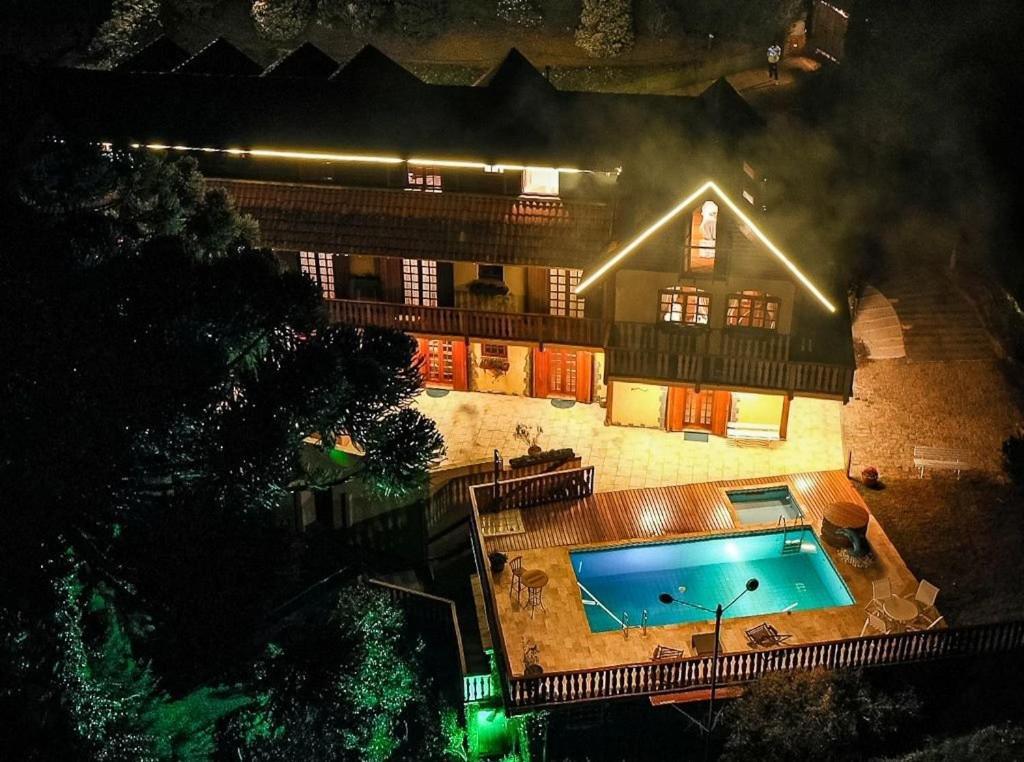 Mansao Austriaca Guesthouse Campos do Jordao Exterior photo